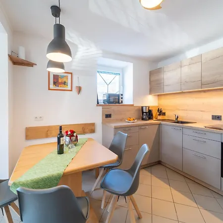 Apartment In Hollersbach Near Lift Hollersbach im Pinzgau